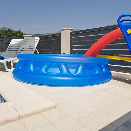 Villa "Amber" Luxury Apartments With A Pool Mlini Ngoại thất bức ảnh