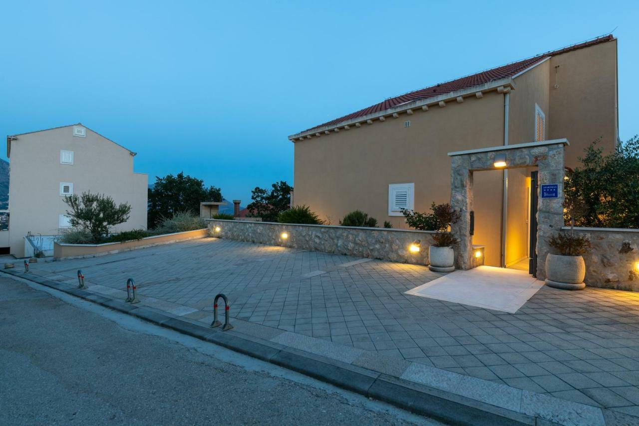 Villa "Amber" Luxury Apartments With A Pool Mlini Ngoại thất bức ảnh